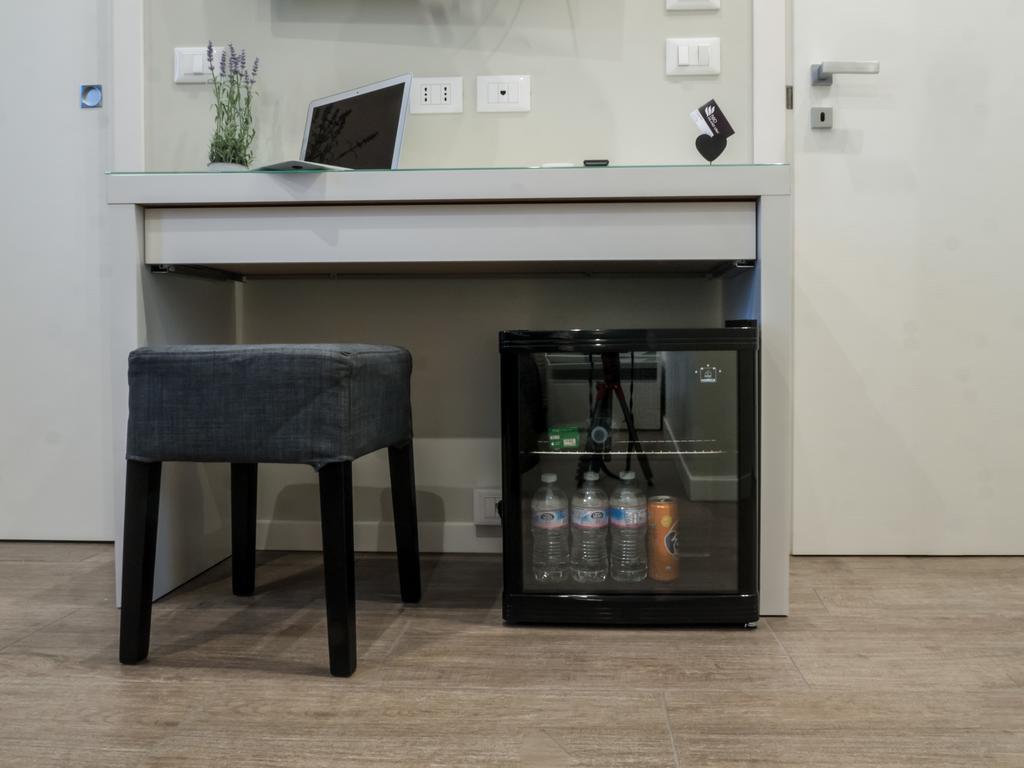 Отель Bed Milano Linate Номер фото