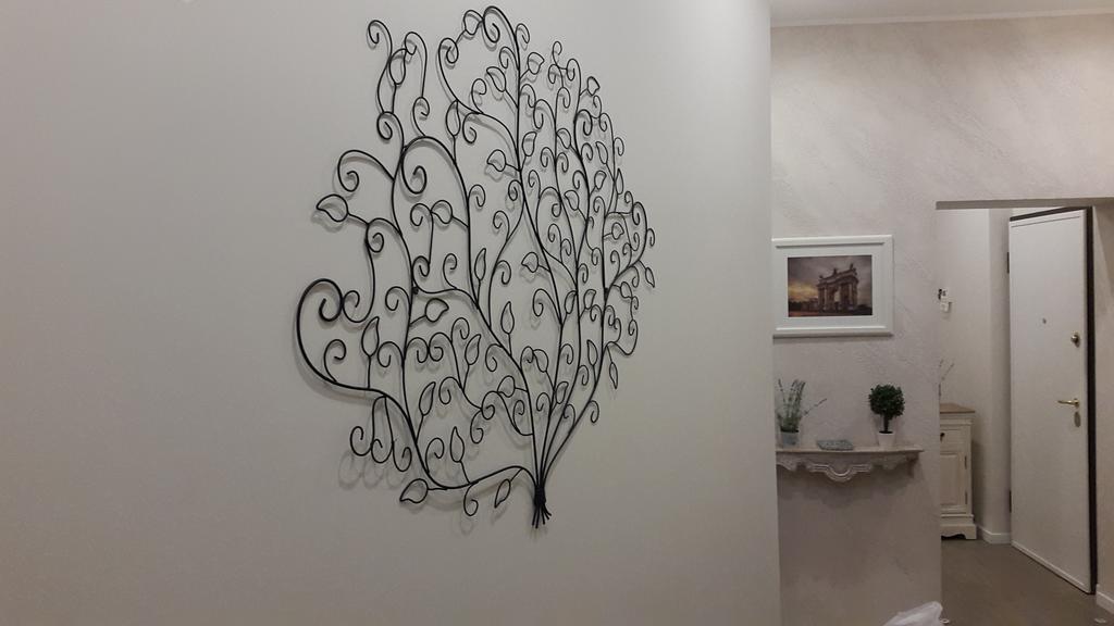 Отель Bed Milano Linate Экстерьер фото